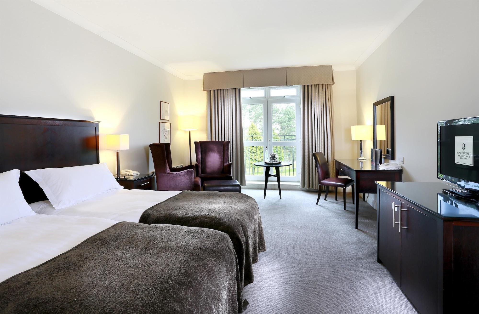 Macdonald Hill Valley Hotel, Spa & Golf Resort Whitchurch  Buitenkant foto