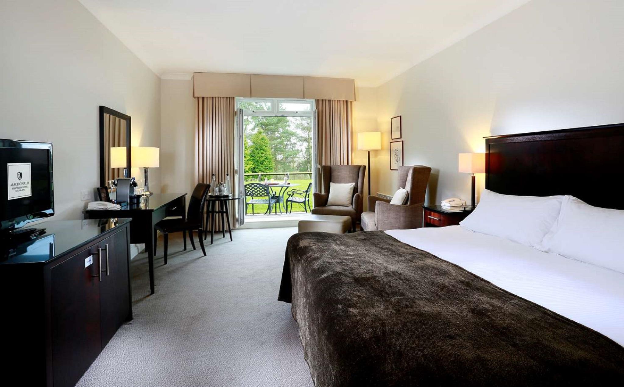Macdonald Hill Valley Hotel, Spa & Golf Resort Whitchurch  Buitenkant foto