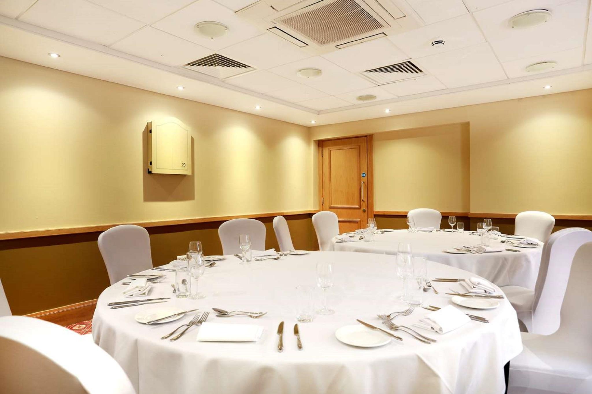 Macdonald Hill Valley Hotel, Spa & Golf Resort Whitchurch  Buitenkant foto