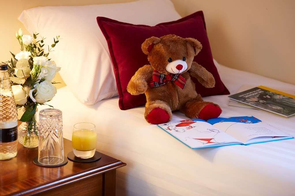 Macdonald Hill Valley Hotel, Spa & Golf Resort Whitchurch  Kamer foto