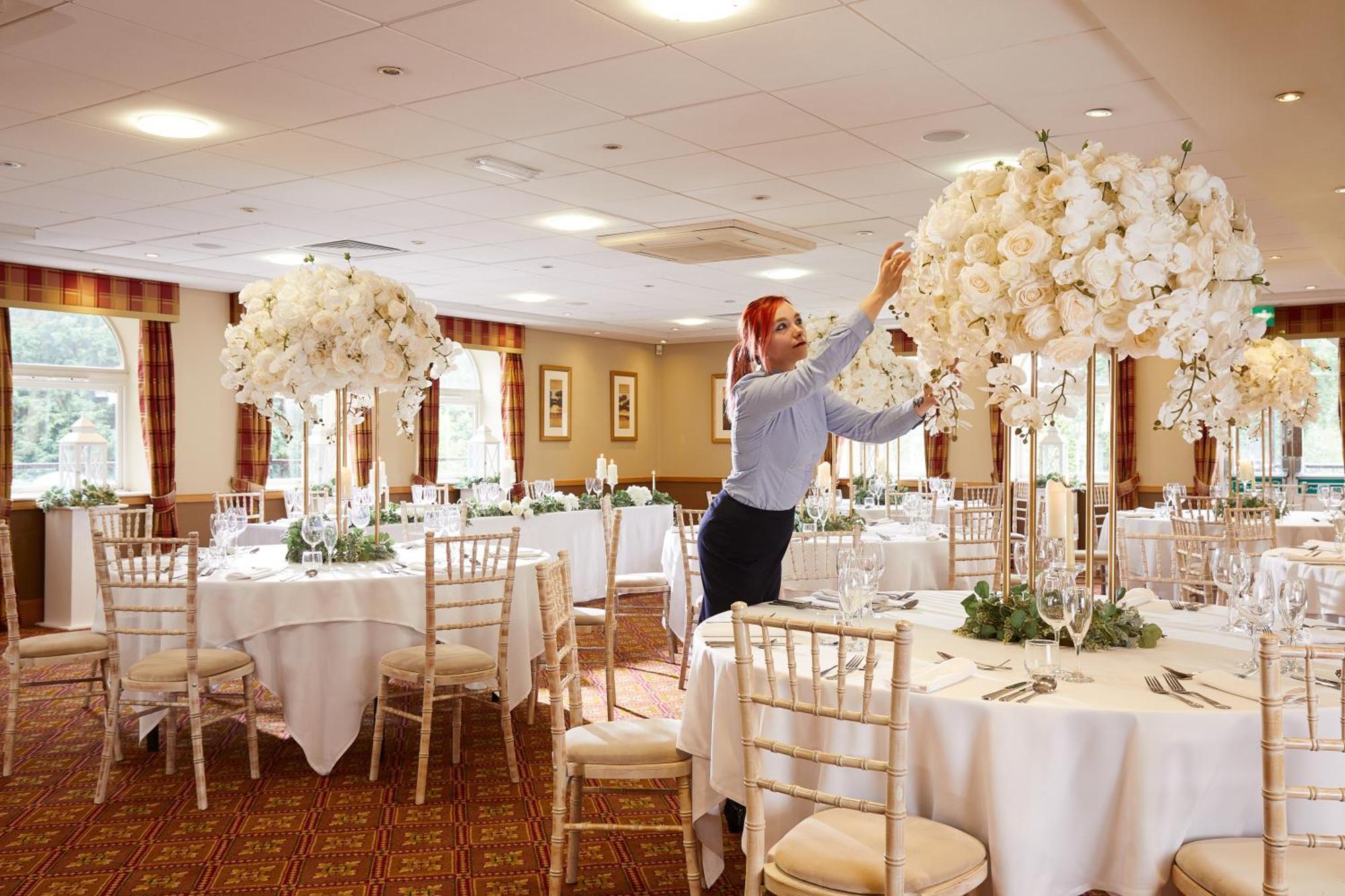 Macdonald Hill Valley Hotel, Spa & Golf Resort Whitchurch  Buitenkant foto