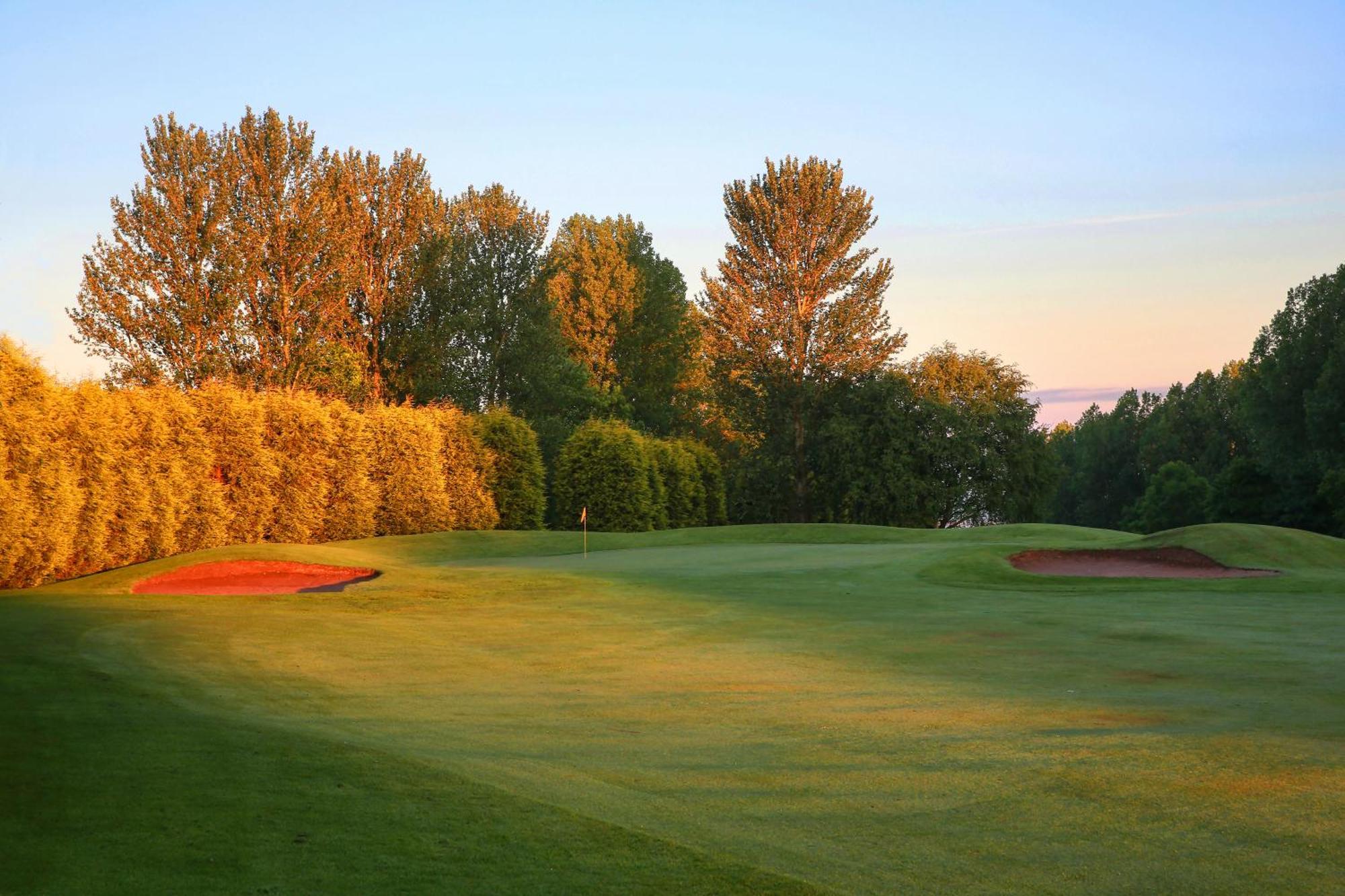Macdonald Hill Valley Hotel, Spa & Golf Resort Whitchurch  Buitenkant foto