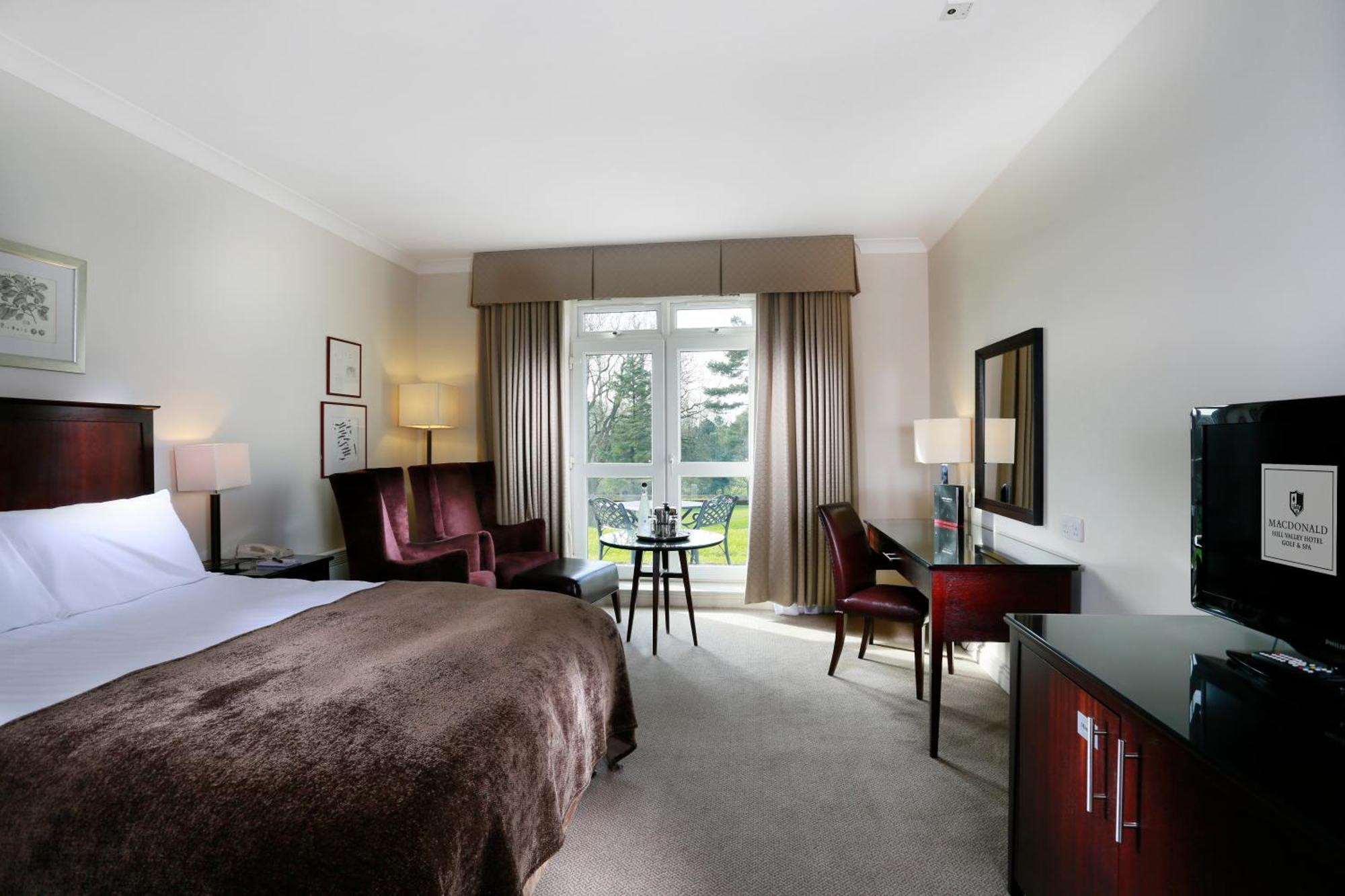 Macdonald Hill Valley Hotel, Spa & Golf Resort Whitchurch  Buitenkant foto