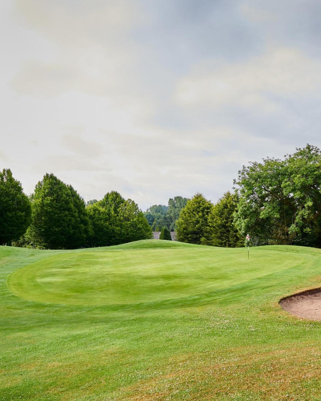 Macdonald Hill Valley Hotel, Spa & Golf Resort Whitchurch  Buitenkant foto